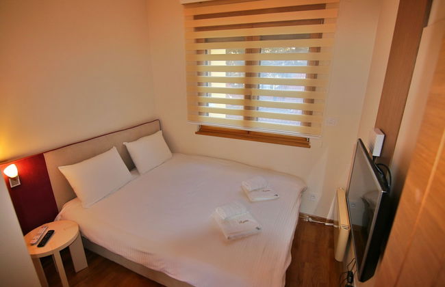 Konaciste Egoiste - Centar - Photo 2