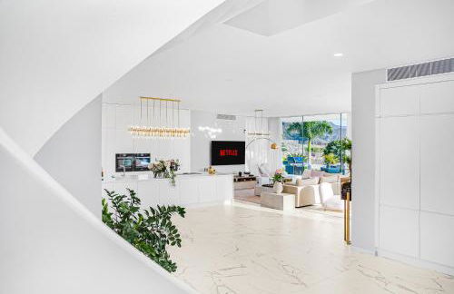 Luxury Villa with Heated Pool & Jacuzzi Near Costa Adeje Golf - Photo 40