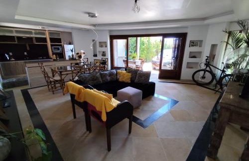 Casa no centrinho de Atlântida Sul - Foto 1