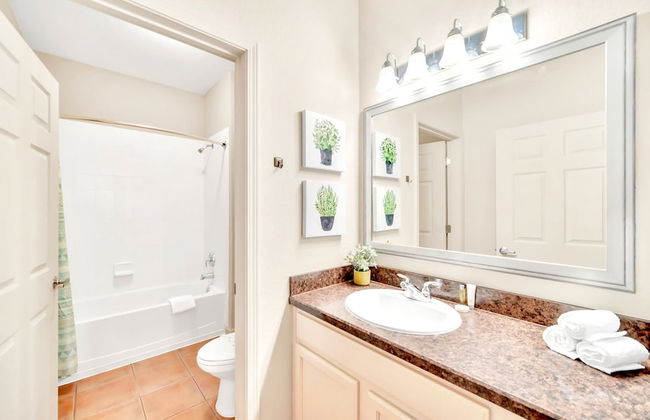 Upstay - Condo w Hot Tub and Pool - Near Disney - Foto 18