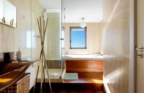 Skyview 2BR with Balcony and Garage - Foto 61