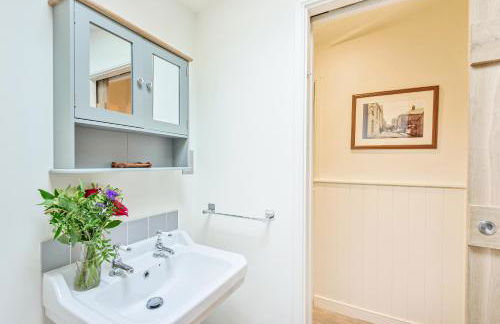 Cottages in Tranquil Hamlet - Foto 49