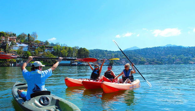 Kayak en Valle de Bravo
