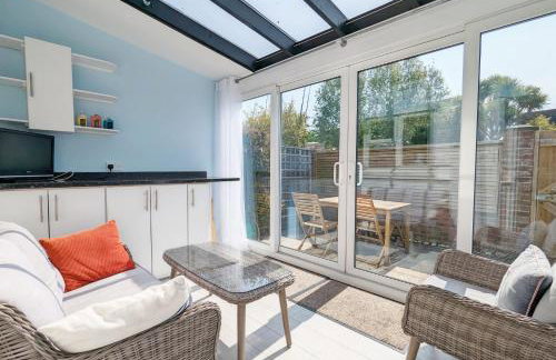 2 Walled Garden Cottages, West Wittering - Foto 3