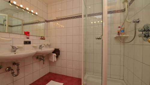 Haus Am Mühlenweg - Foto 2, towels, Shower