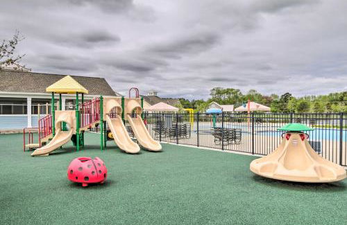 Pool Access and Beach Shuttle Millville Townhome! - Foto 33