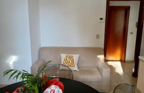 Accogliente bilocale con terrazzo a Pinarella di Cervia - CV006 - Foto 9