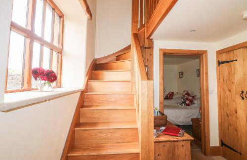 The Cow Barn - Photo 8