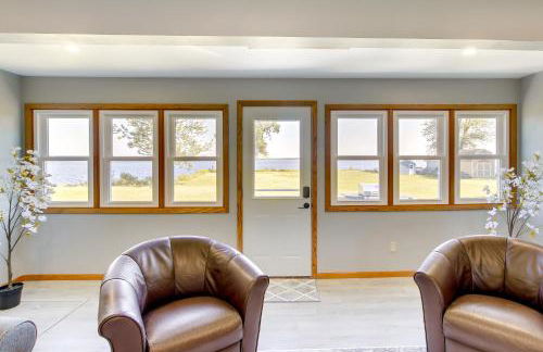 Lakefront Winneconne Home with Private Dock! - Foto 6