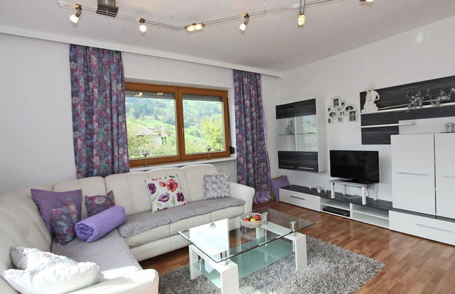 Apartment in Stumm Near Ski Slopes - Photo 9