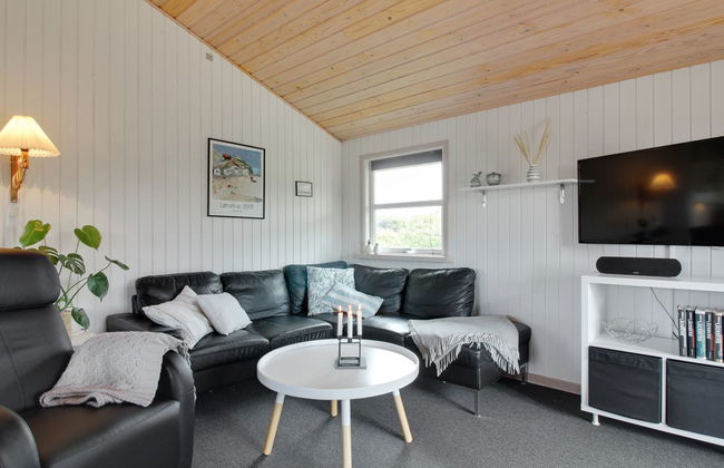 "Myriam" - 200m from the sea - Photo 15