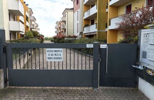 Venice Cove apartment 15mVenice -free park- near airport - Photo 11