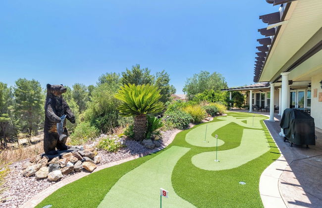 Bear Bridge by Avantstay Hilltop Haven in Temecula w/ Views, Putting Green & Hot Tub - Foto 3