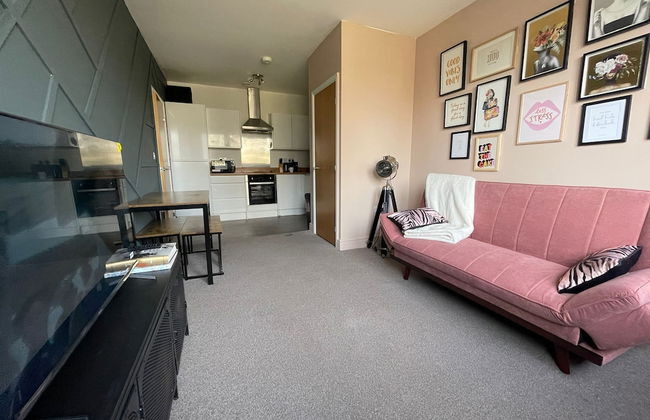 Stylish 1-bed Apartment in Swindon - Foto 16