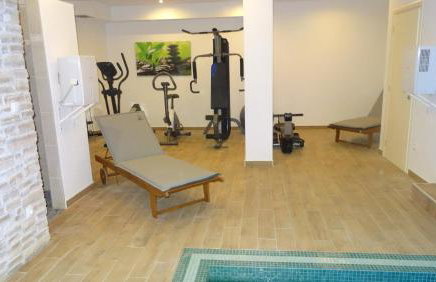 Villa Cecilia - 4 bedrooms, 4 bathrooms, heated inside pool, gym - Photo 31