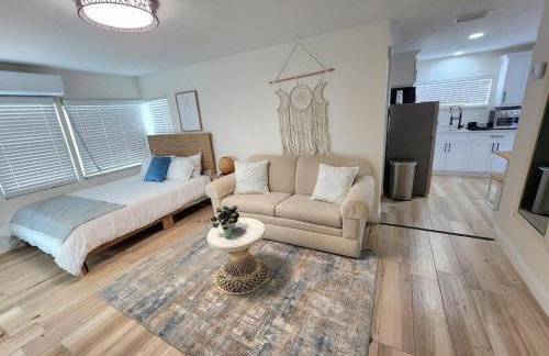 Charming And Cosy, Newly Remodeled St Petersburg - Foto 1