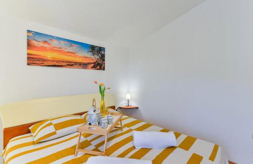 Holiday House Marina with pool - Foto 47