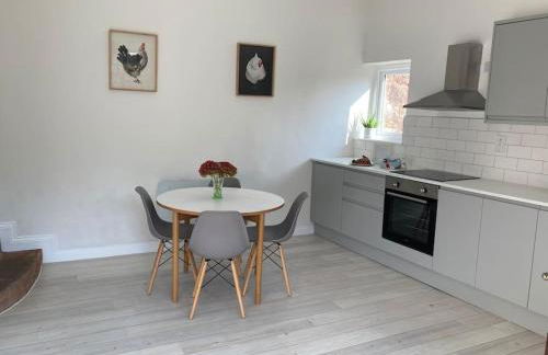 Light & Airy Vaulted Barn Conversion with a View - Photo 24