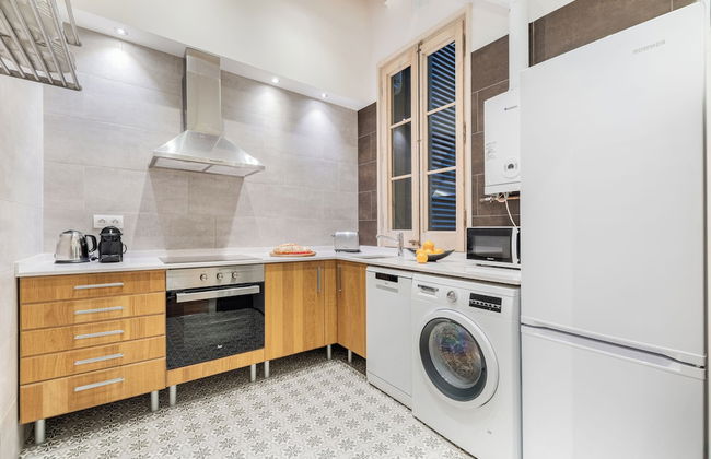 Fuster Apartments By Aspasios - Photo 36