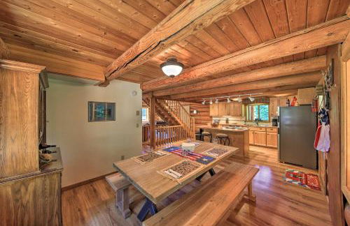 Large Cabin with Fire Pit and Grill on 34 Acres! - Foto 9