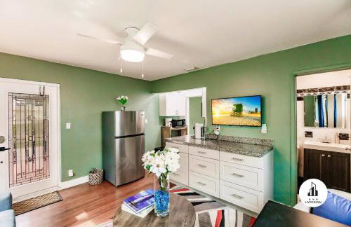 Uhost AI - Updated 1B1B Hideaway - Sleeps 3 - Foto 9