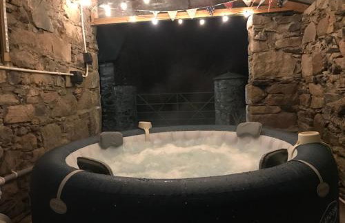 Mournes Family Cottage with Hot Tub - Foto 35