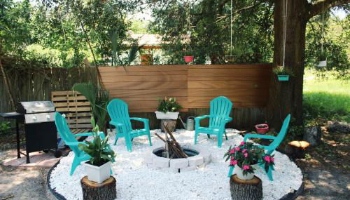 5 min from Weeki Wachee park- Fully Fenced 3 Bedroom House - Foto 2, Garden