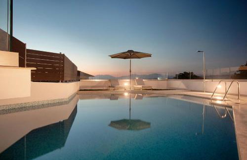 Serenity Villa 2 with Pool - Foto 11