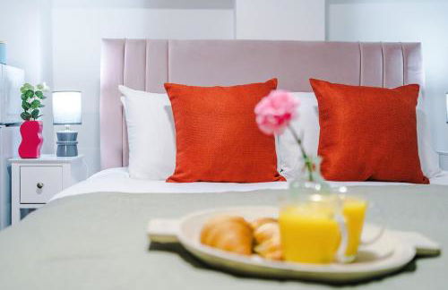 Jephsons Lodge Studio 4 - Free Parking, WiFi, Netflix & Prime, Cosy Basement Studio - Foto 25