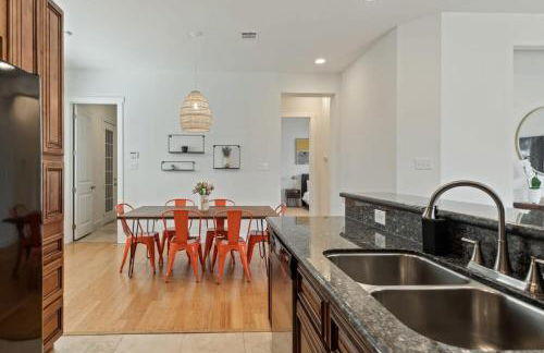 Bright Home in East ATX - 3BR - Cowboy Pool - Foto 14