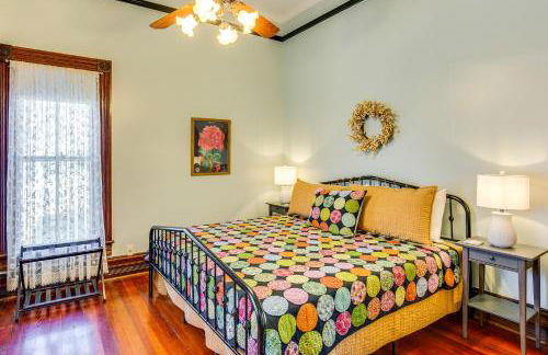 Granbury Home with Fire Pit, Walk to The Square! - Foto 14