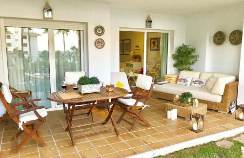 MI CAPRICHO, Beachfront, Grownfloor, Private Garden & Terrace - Photo 49