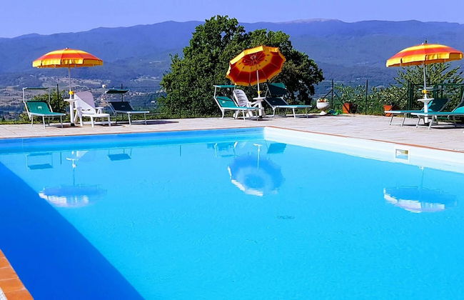 Farmhouse in Tuscany With Pool and Valley Views - Foto 13
