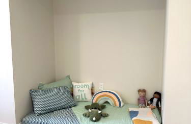 New Farmhouse, King Beds, Game Room, Hot Tub & View! - Foto 13