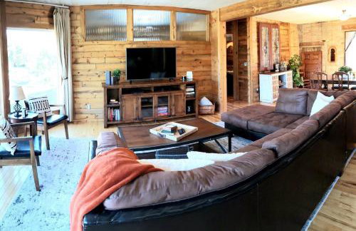THE LOFT 3 level urban cabin with a HUGE patio! - Foto 18
