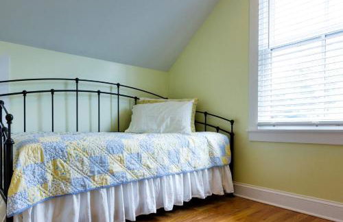 3BR Beautiful Remodeled Victorian w/ Beach Locker - Foto 16