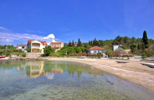 Sunshine Place by the beach - Photo 7