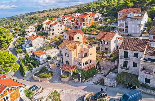 Art Apartments Postira - Photo 21