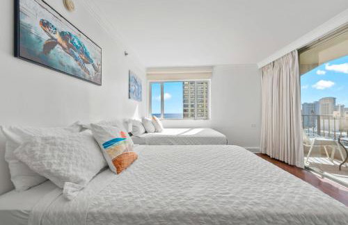 Honu Hale Penthouse 2 BDR Ocean View Waikiki - Photo 33