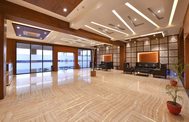 Clubhouse Hotel Morbi - Foto 3