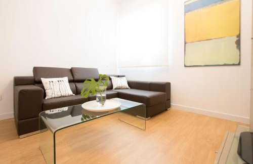 Murallas de Sevilla Apartamento con garaje 4 pax - Foto 3