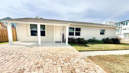 Luxurious 3 bedrooms 2 bath Ultimate Beach Life! 5 min walk to beach! - Foto 2