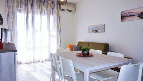 5-Person Caorle Apartment with Pool - Foto 4