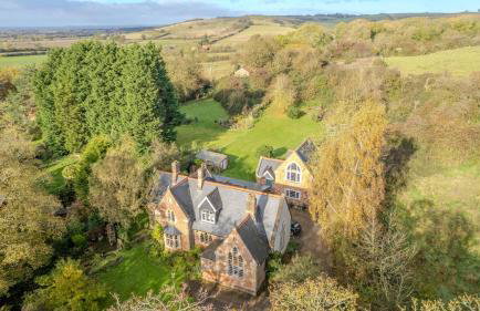 Country House with 7 bedrooms and 3 buildings - Foto 2