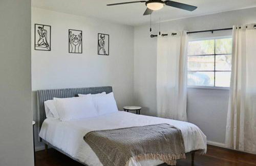 Modern La Cresta - Photo 20