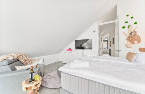 Tropic Love - Seezugang - Seesicht I BeachParadise I Massage - Trampolin - Light Show - Parken - Cinema Feeling - BBQ - Foto 25