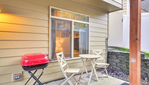 Inviting Studio with Patio, 15 Mi to Portland! - Foto 3