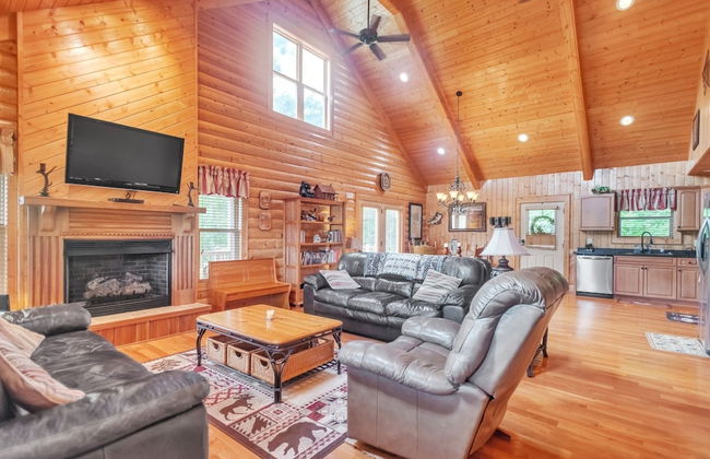 Cozy Mountain Retreat W/ Scenic Views 3 Bedroom Home by RedAwning - Foto 15