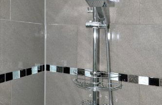 The Bridge Suite - Photo 16