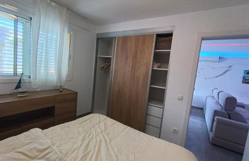 VIP Poolsuite Calafell - Foto 13